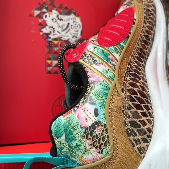 Nike Chinese New Year sneakers - Picture 10 of 13